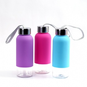 plastic water bottle with silicone insulation sleeve and Lift the rope